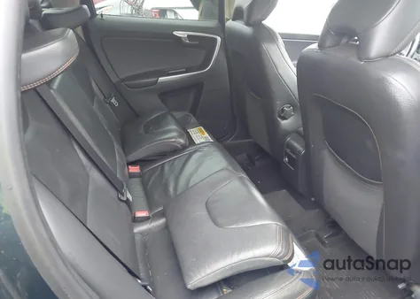 2011 Volvo Xc60 3.2/3.2 R-Design from USA, damaged, VIN YV4952DZ7B2200908